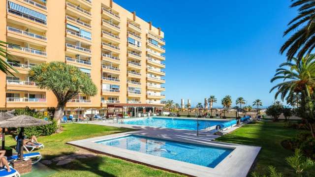 HA 3* Pyr Fuengirola