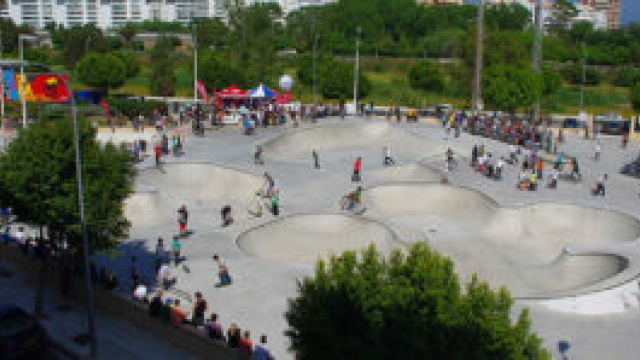 Parque Skate Público Plaza