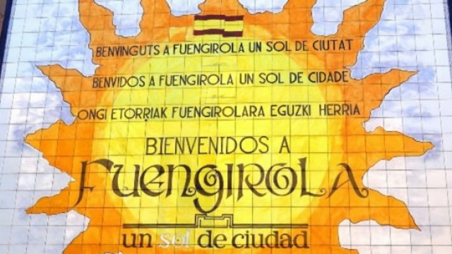 Mural Cerámico, Fuengirola Un Sol de Ciudad